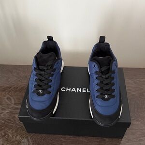 CHANEL Women Navy and Black Sneakers. Authentic, size 39